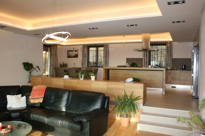 modern családi ház beltér, nappali