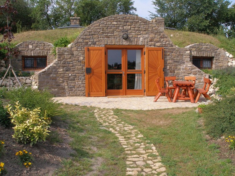 organikus építészet, lakható borospince-nyaraló