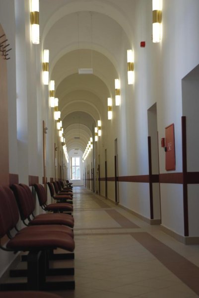 folyosó, beltér, batthyány kázmér kórház